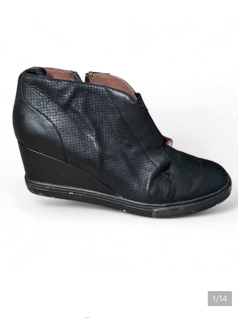 Linea Paola Leather wedge sneakers womens booties 8.5‎  black